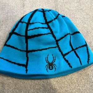 Spyder kids winter/ski  beanie.Very worm with fleece inside.